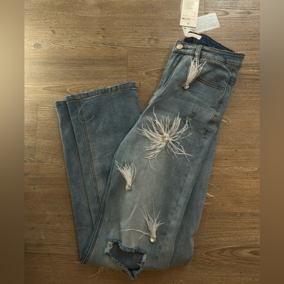 Feather Jeans - Picture 3 of 4